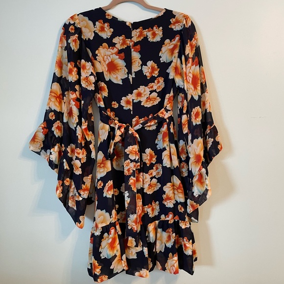 🎈SOLD Betsey Johnson Navy Floral Tie Waist Dress - Picture 2 of 11